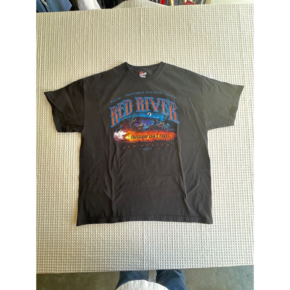 Hanes Authentic Men's Size XL. Red River Run POW/MIA Memorial Day Run 23X27.5